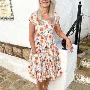 Chic Floral Midi Dress in Orange and Green